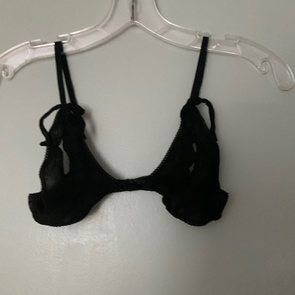 LaPerla keyhole bralette